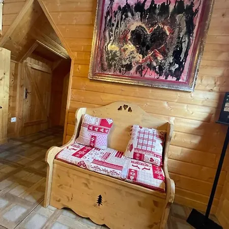 Le Coin De Paradis Nathalie Mn La Rouge