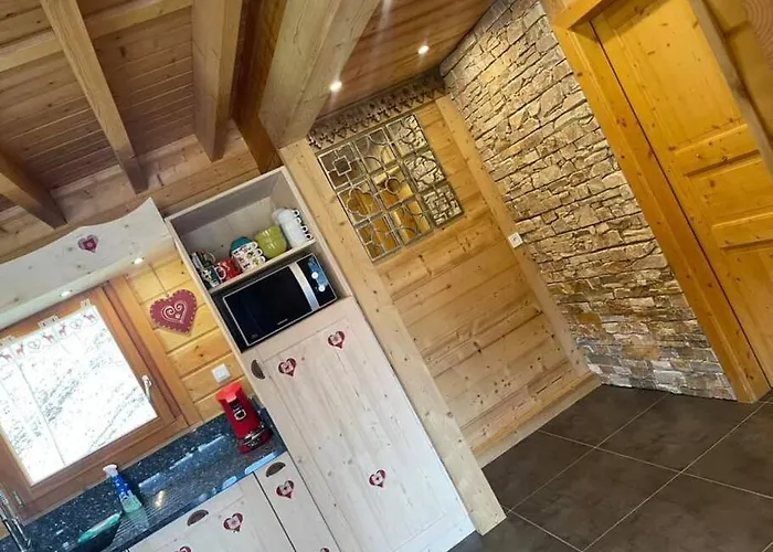 Le Coin De Paradis Nathalie Mn La Rouge Alpehytte *