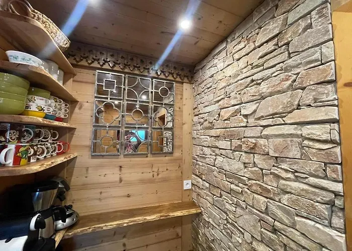 Le Coin De Paradis Nathalie Mn La Rouge *